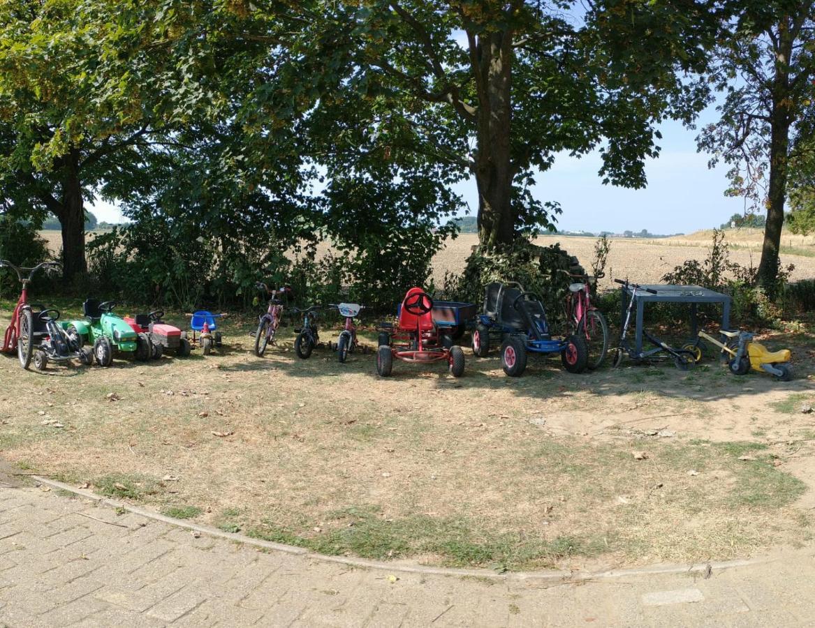 “In Oans Oefje” Parel In De Polder! Apartment Lewedorp Luaran gambar